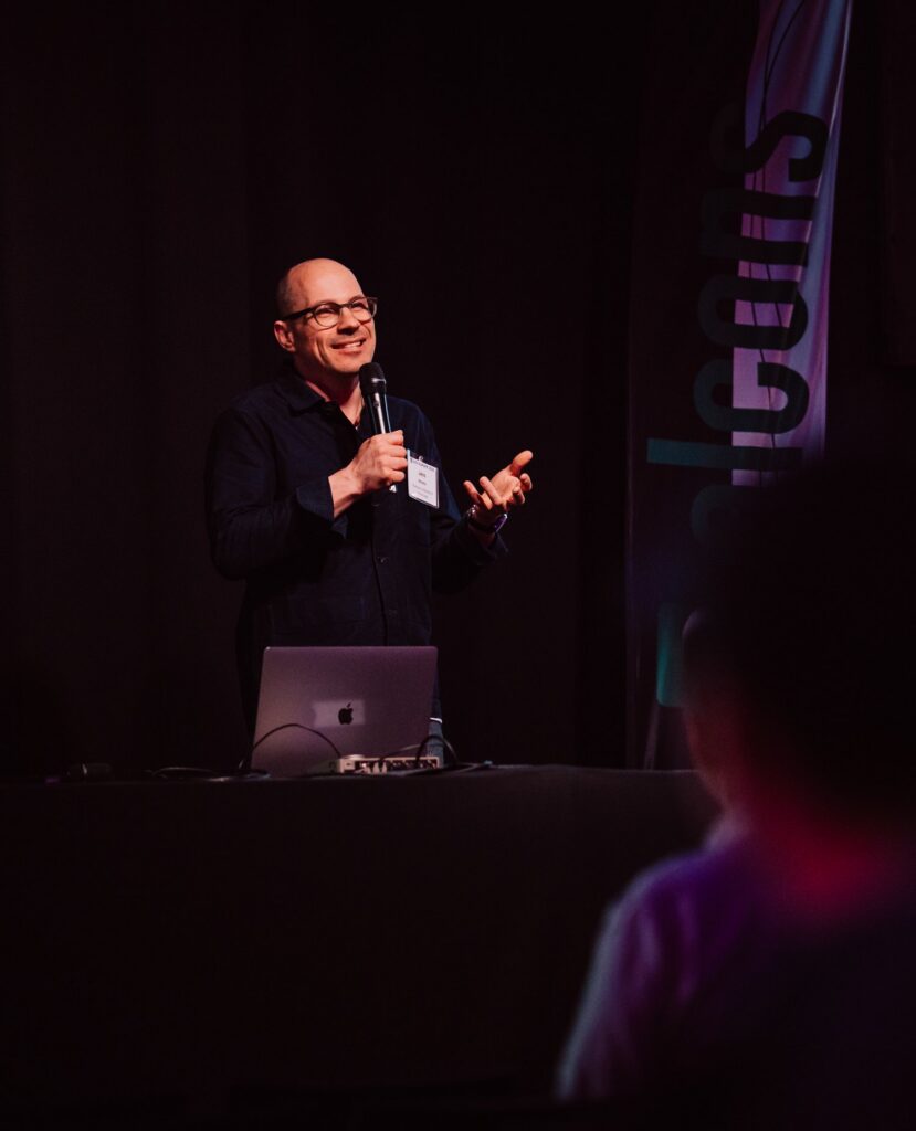 Sharing acoustics expertise from the conference stage
